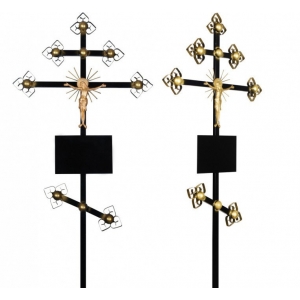 Металлические кресты
